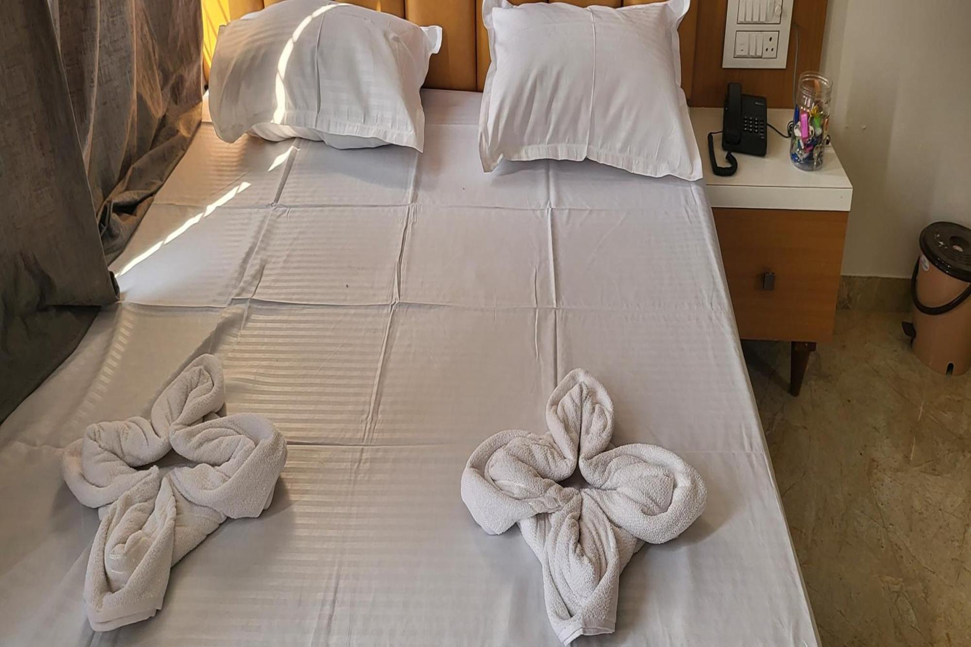 Hotel Ruchi Executive Satara Luaran gambar